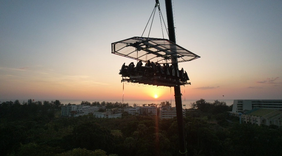 Dinner in the Sky